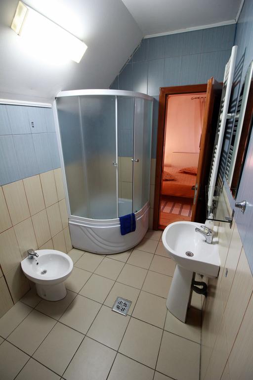 Vila Sucu Ξενοδοχείο Poiana Mărului Δωμάτιο φωτογραφία