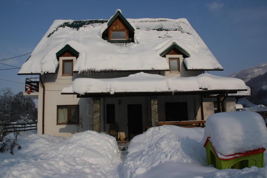 Vila Sucu Ξενοδοχείο Poiana Mărului Εξωτερικό φωτογραφία